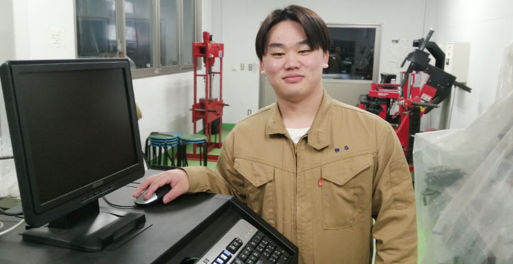 鷹巣自動車在校生メッセージ